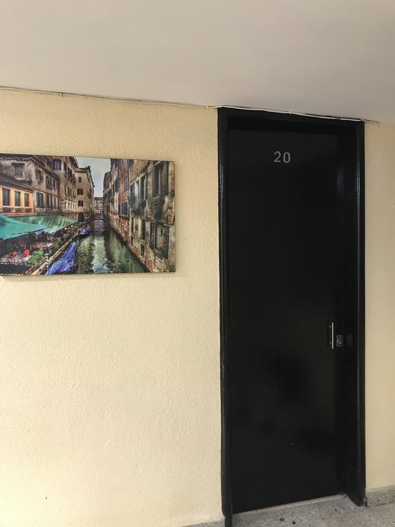 Hotel June プエブラ エクステリア 写真
